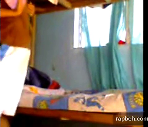 Awek-Kilang-Kena-Doggy-Janda-Awek-Kolej-Melayu-Buat-Kerja-Part-Time-Janda-Gebu-Video-Ustazah-Tudung-Labuh-Dalam-Homestay-B5CD3E