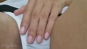 Desahan Cewek Sange Muncrat Duluan Sebelum Dientot