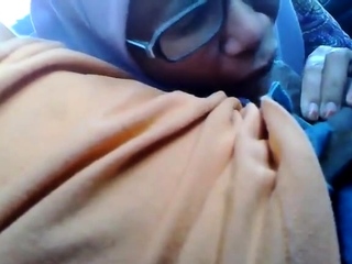 malay-tudung specky isap konek